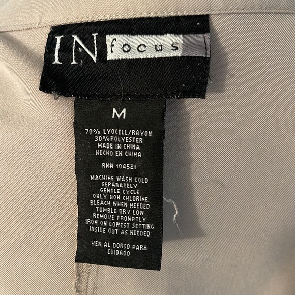 In Focus rayon blend button up, jacket, beige size medium (23-121) - Picture 11 of 11